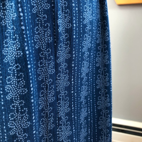 90’s Y2K Flowy Blue Wrap Skirt - Picture 8 of 12